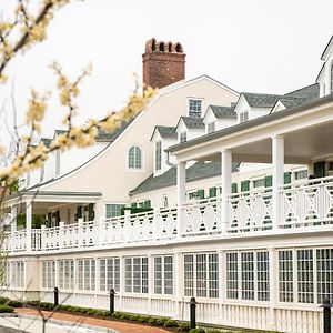 Canoe Place Inn & Cottages